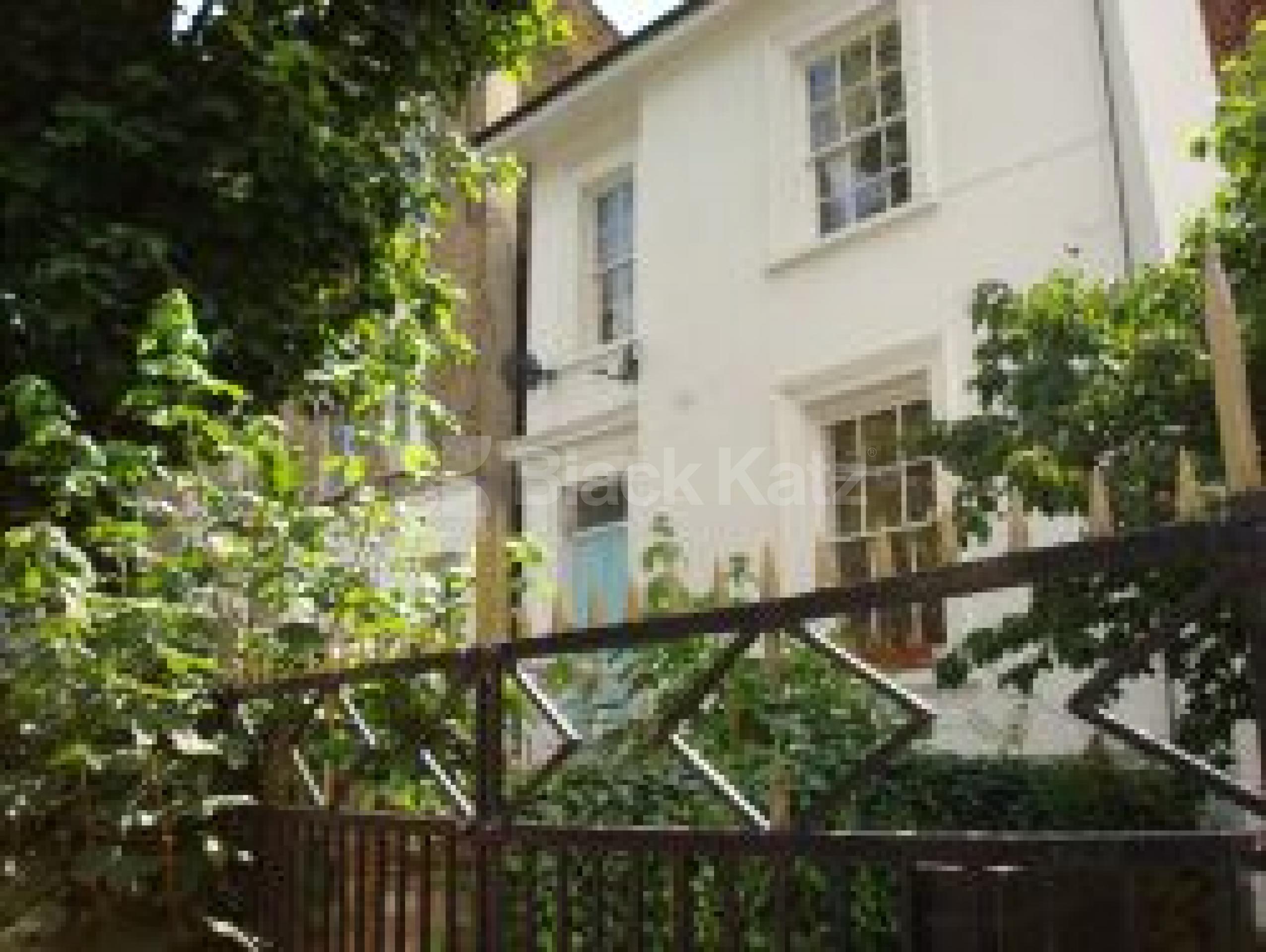 			New Instruciton, 2 Bedroom, 1 bath, 1 reception Flat			 Hornsey Road, ARCHWAY N19